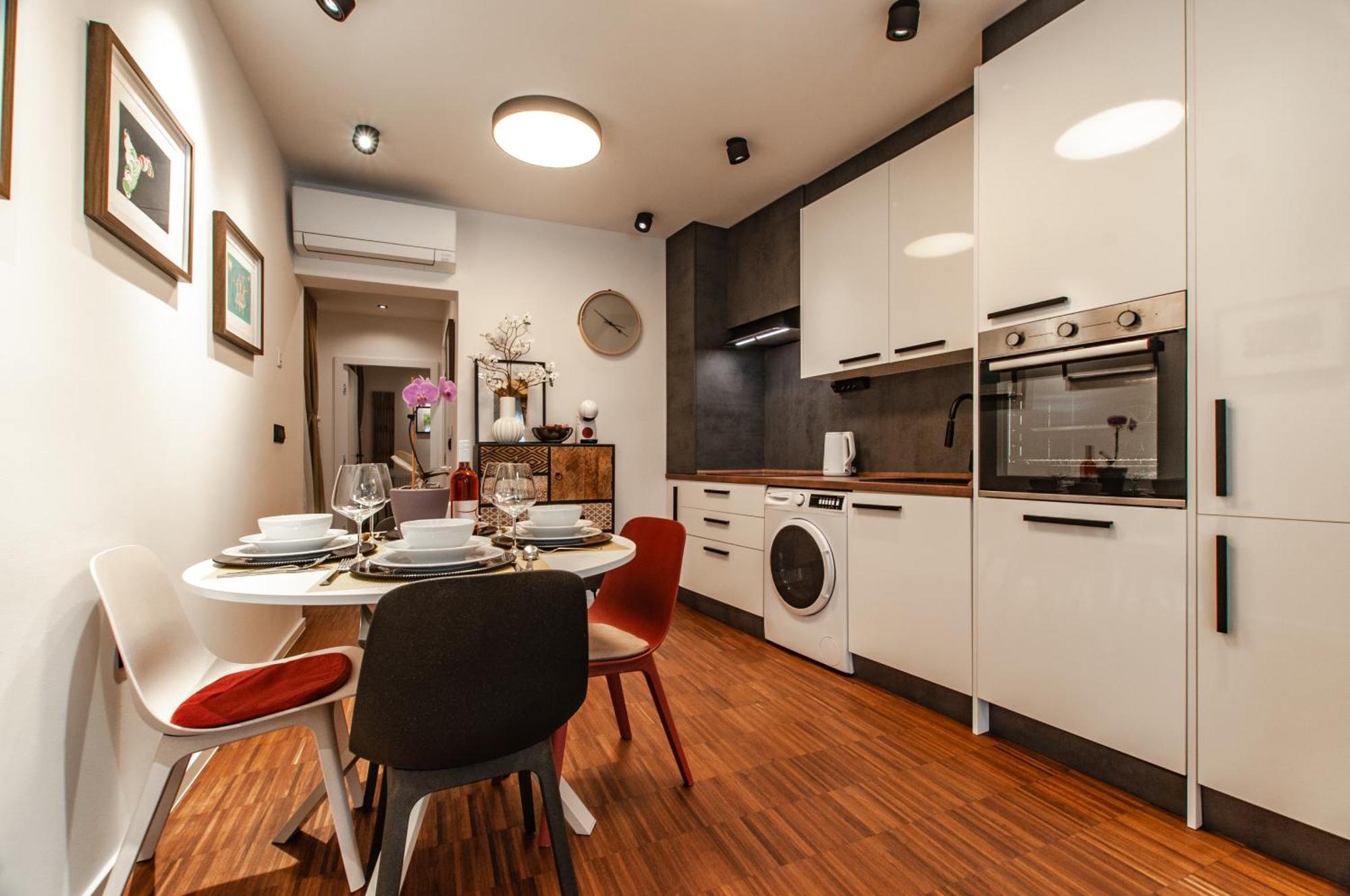 Six In The City Apartment, Ljubljana Kültér fotó